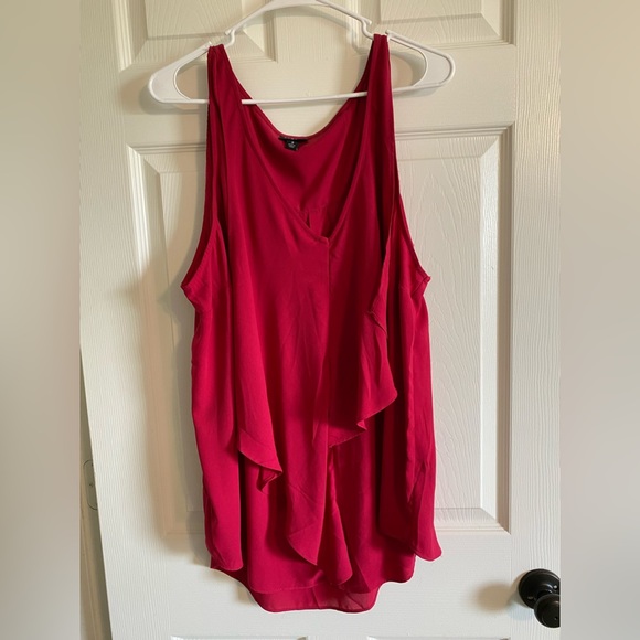 Tired size 3 Red Tank Top Blouse! - Picture 2 of 8